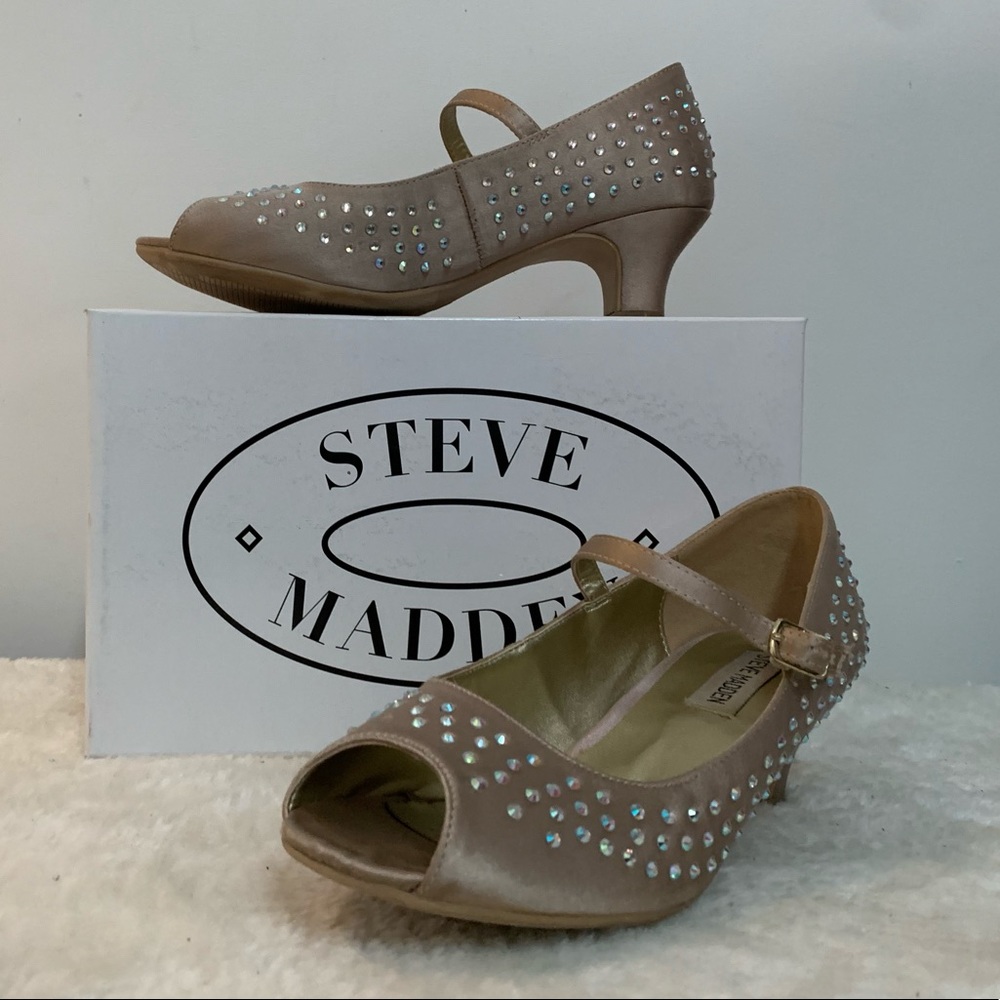 Steve Madden Pumps